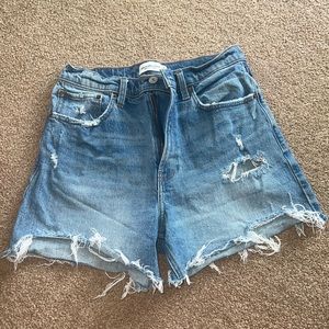 Abercrombie and Fitch curve love high rise shorts